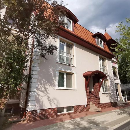 Solar Apartmanok Гайдусобосло Екстер'єр фото